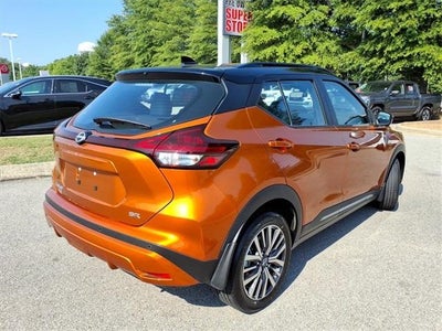 2023 Nissan Kicks SR