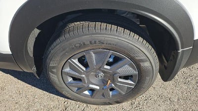 2027 Nissan Kicks S