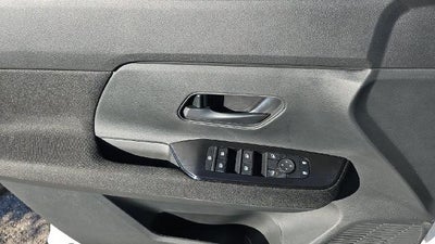 2027 Nissan Kicks S