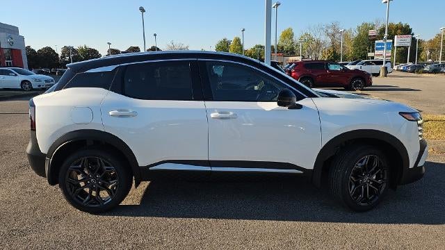 2027 Nissan Kicks SR FWD