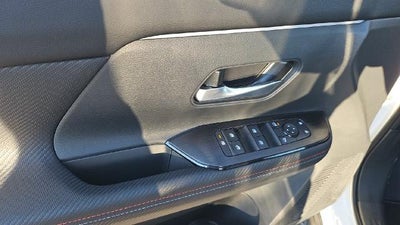 2027 Nissan Kicks SR FWD