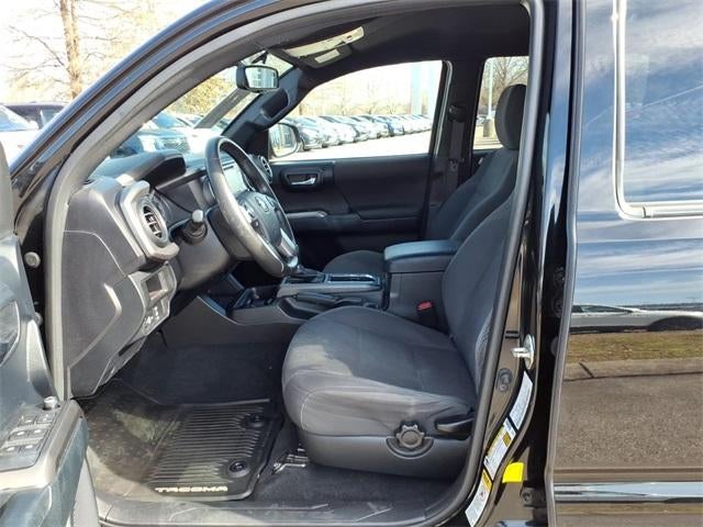 2016 Toyota Tacoma 2WD Double Cab Short Bed V6 Automatic SR5 (GS)