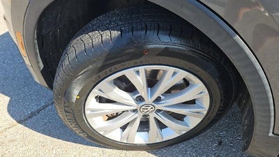2018 Volkswagen Tiguan 2.0T SE FWD