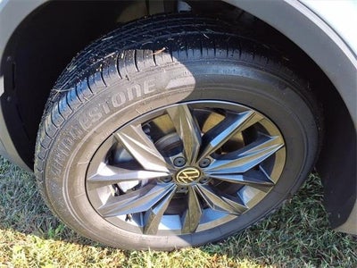 2023 Volkswagen Tiguan 2.0T SE FWD