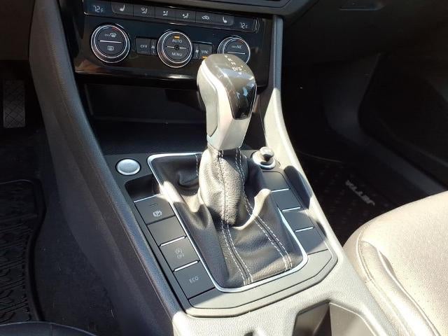 2023 Volkswagen Jetta SE Auto