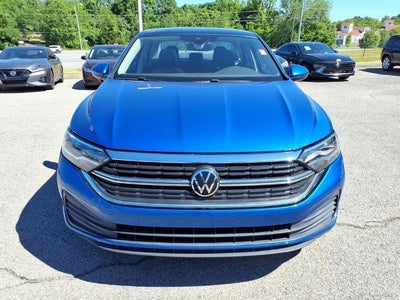2023 Volkswagen Jetta SE Auto