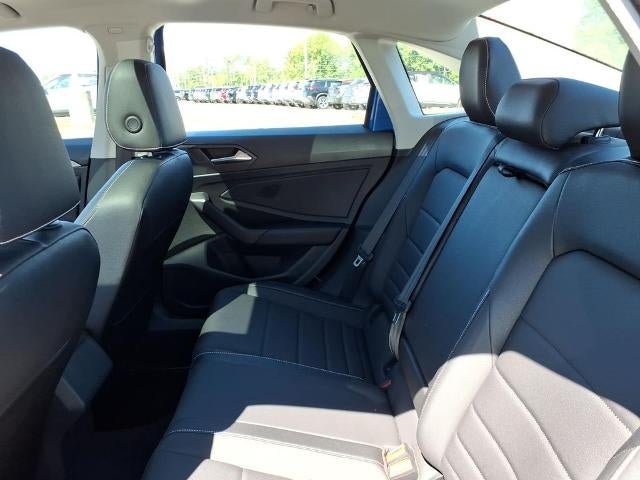 2023 Volkswagen Jetta SE Auto