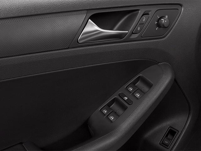 2014 Volkswagen Jetta 4dr Auto SE Sedan