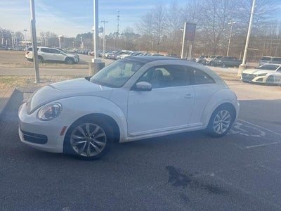 2013 Volkswagen Beetle 2dr DSG 2.0L TDI