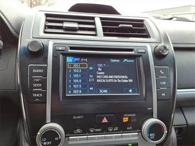 2013 Toyota Camry 4dr Sdn I4 Auto SE (Natl)