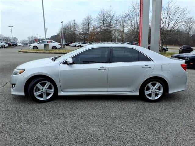 2013 Toyota Camry 4dr Sdn I4 Auto SE (Natl)