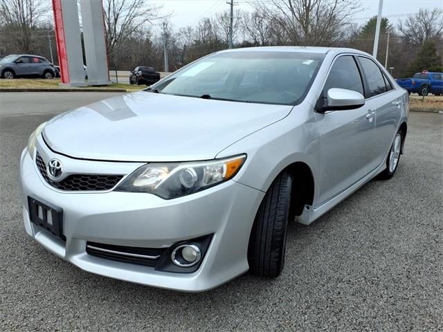 2013 Toyota Camry 4dr Sdn I4 Auto SE (Natl)