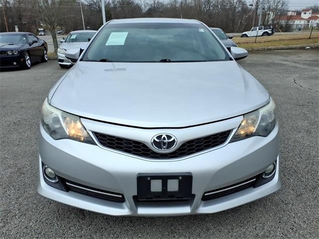 2013 Toyota Camry 4dr Sdn I4 Auto SE (Natl)