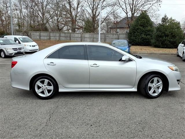 2013 Toyota Camry 4dr Sdn I4 Auto SE (Natl)