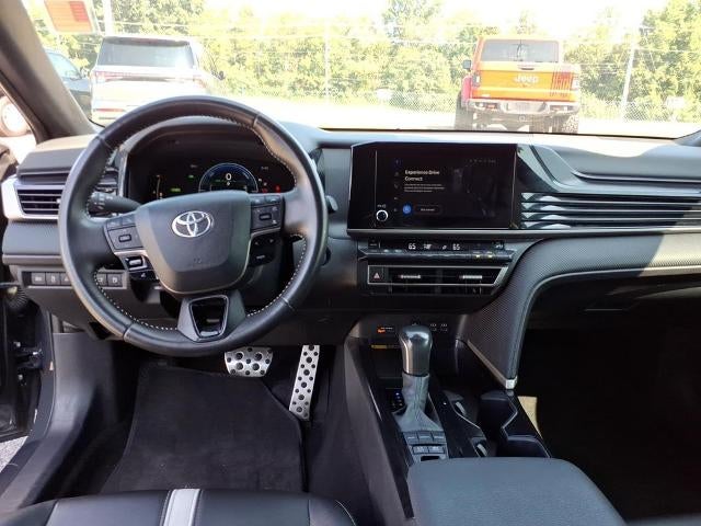 2025 Toyota Camry SE (SE)