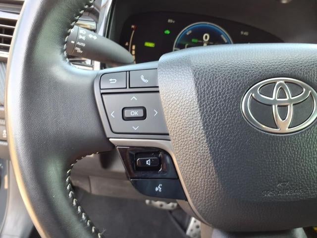 2025 Toyota Camry SE (SE)