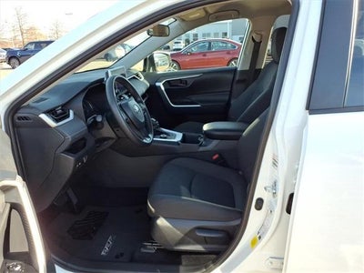 2025 Toyota RAV4 Hybrid LE AWD (Natl)