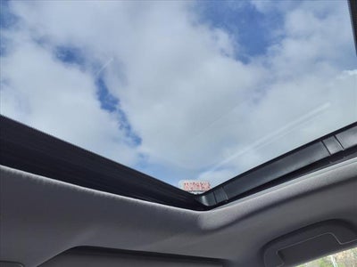 2016 Honda Pilot 2WD Touring with DVD Rear Entertainment System and Navigation