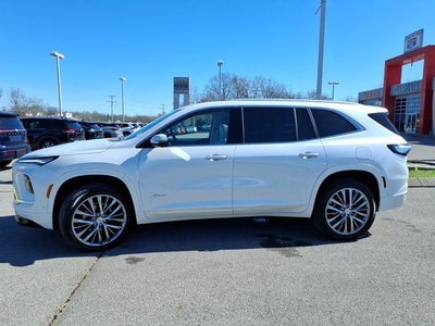 2025 Buick Enclave 4dr Avenir