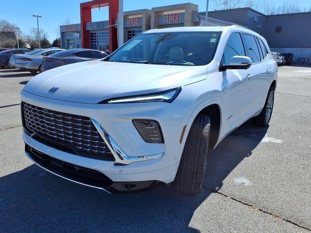 2025 Buick Enclave 4dr Avenir