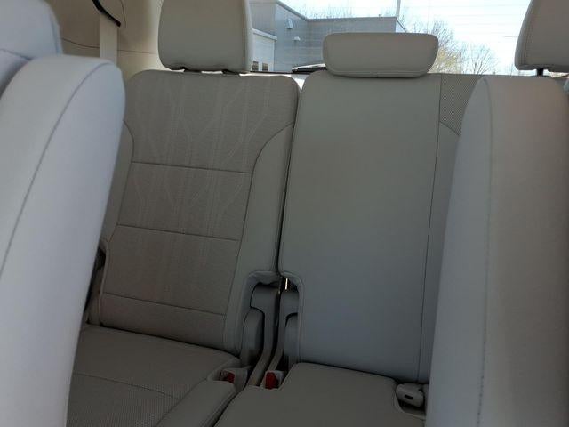 2025 Buick Enclave 4dr Avenir