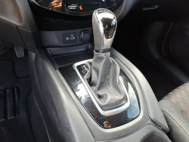 2018 Nissan Rogue FWD S