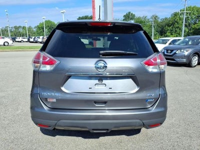 2015 Nissan Rogue FWD 4dr SV