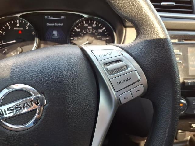 2015 Nissan Rogue FWD 4dr SV