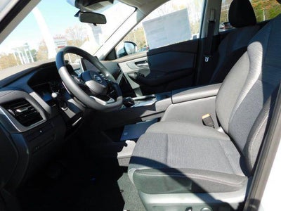 2021 Nissan Rogue FWD SV