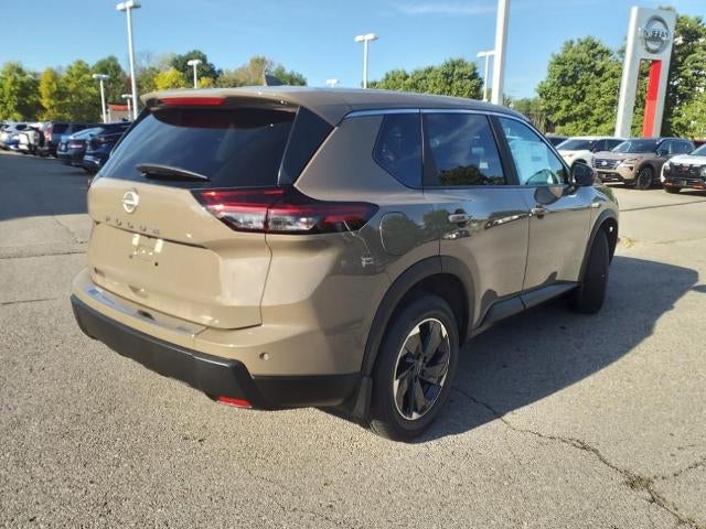 2025 Nissan Rogue FWD SV