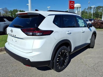 2026 Nissan Rogue 2026.5 FWD Dark Armor
