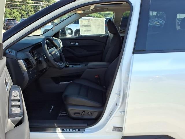2026 Nissan Rogue 2026.5 FWD Dark Armor