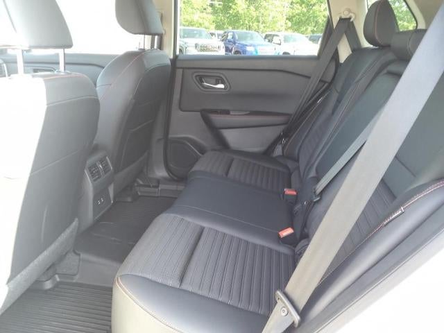 2025 Nissan Rogue Rock Creek®