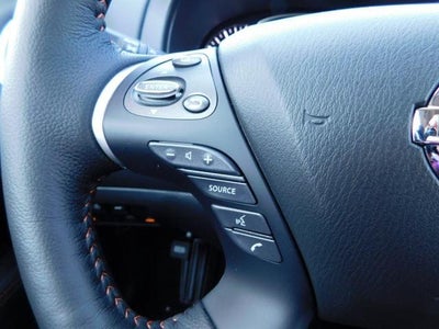 2020 Nissan Pathfinder FWD SL