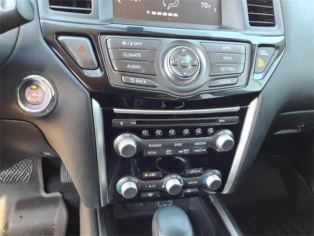 2018 Nissan Pathfinder FWD SV