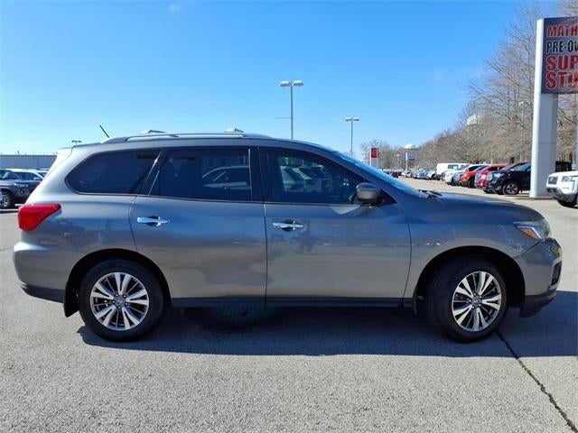 2018 Nissan Pathfinder FWD SV