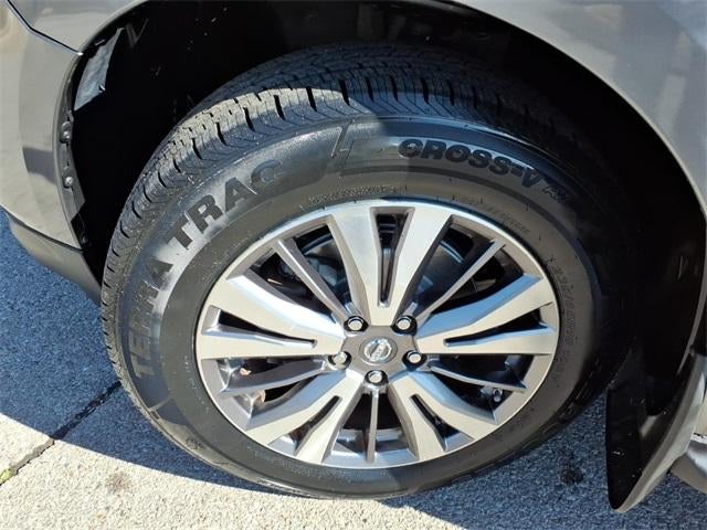 2018 Nissan Pathfinder FWD SV