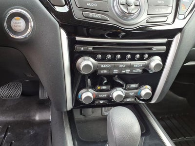 2019 Nissan Pathfinder S 2WD