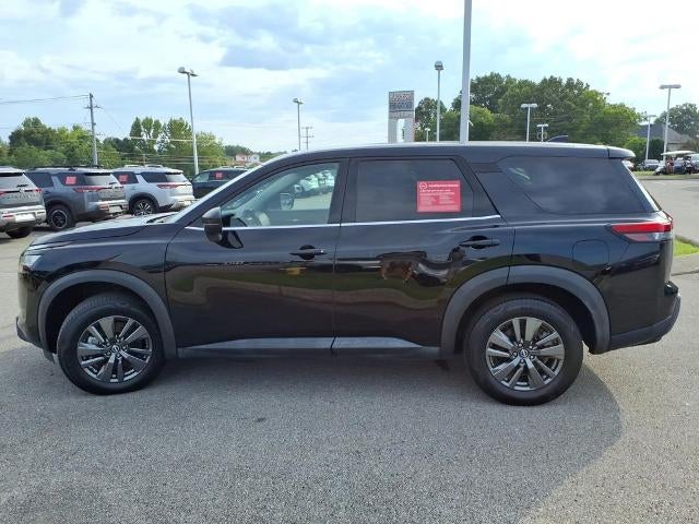 2022 Nissan Pathfinder S