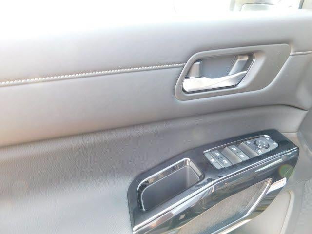 2022 Nissan Pathfinder S