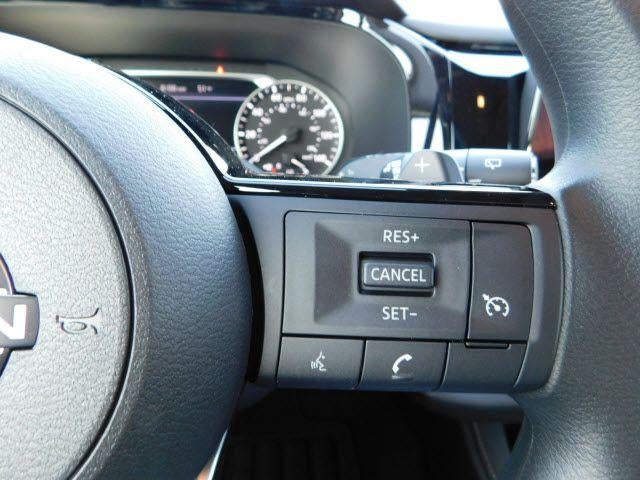 2022 Nissan Pathfinder S
