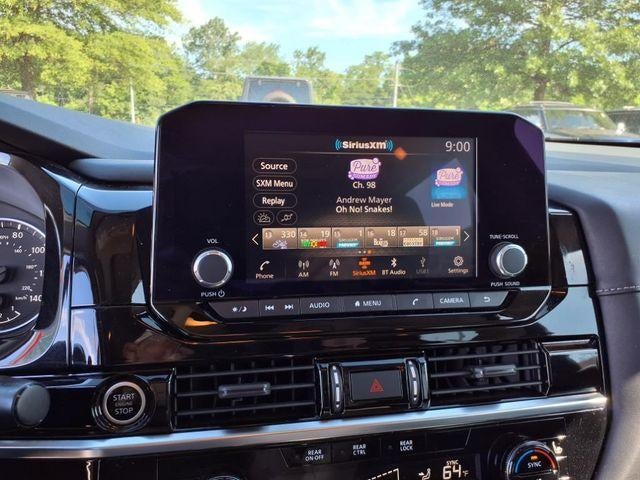 2022 Nissan Pathfinder SV 2WD