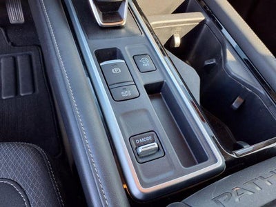 2022 Nissan Pathfinder SV 2WD