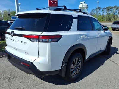 2026 Nissan Pathfinder SV