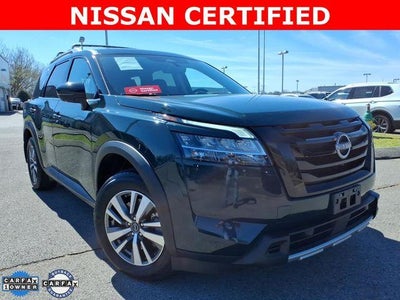 2024 Nissan Pathfinder SL