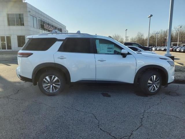 2025 Nissan Pathfinder SL 4WD