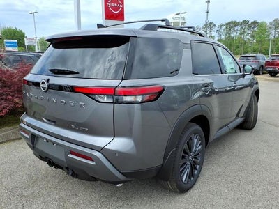 2026 Nissan Pathfinder SL