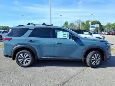 2026 Nissan Pathfinder SL 2WD