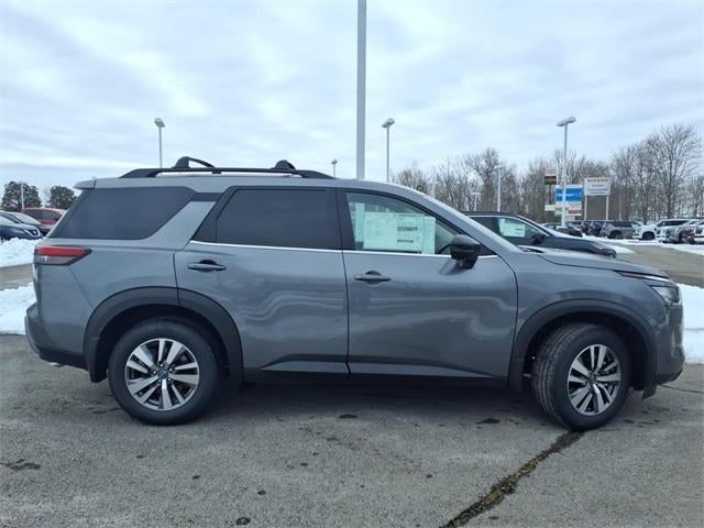 2026 Nissan Pathfinder SL 2WD