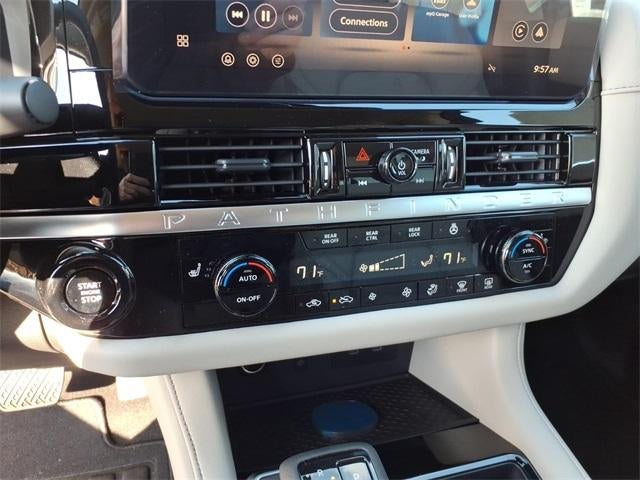 2026 Nissan Pathfinder SL 2WD